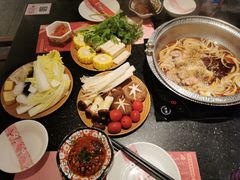 -温禾牛·和牛寿喜烧自助火锅(恒基名人店)