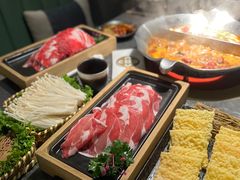 -湊湊火锅·茶憩(杭州湖滨银泰in77店)