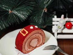 草莓红丝绒卷-星巴克(上海交通大学店)