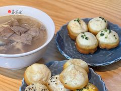 牛肉粉丝汤-鑫震源·苏式大虾生煎(山塘街店)