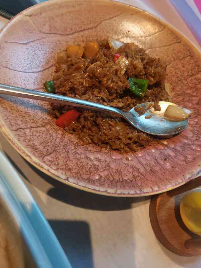 妹里餐厅(万象汇店)-"[薄荷]环境:铁西万象汇五楼 当时有券.