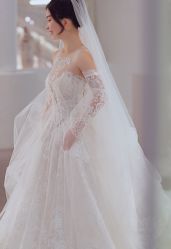 -艾米丽婚纱礼服