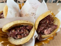-闫家驴肉老店(华电一校店)
