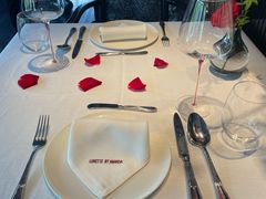 -弦月窗LUNETTE BY AMANDA(复兴路店)