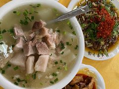 萝卜炖肘子-荣生萝卜汤饭店