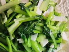 -八府香鸭·啫啫煲(华山路店)