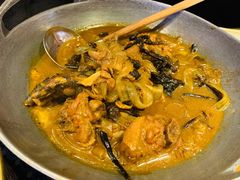小鸡炖蘑菇-关东小磨东北菜(上海长风大悦城店)