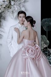 -苏菲亚婚纱摄影