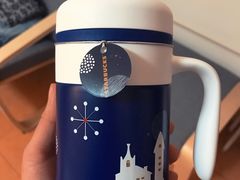 -星巴克臻选(北京银泰店)