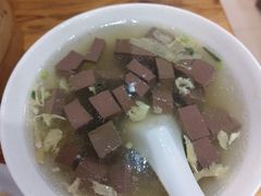 -上海特色小笼店(铁岭路90弄小区店)