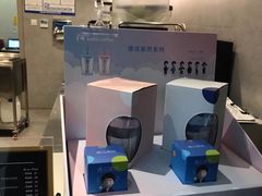 -瑞幸咖啡(新生活广场紫金山路店)