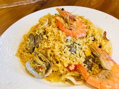 冬阴功海鲜炒饭-more than meow吴止猫主题餐厅(承德 中船汇店)