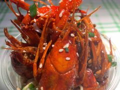 -巴厘龙虾·榜首油焖大虾(音乐学院·沿江酒馆店)