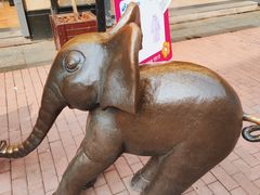 -王府井奥莱临潼小镇(临潼店)