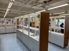 -无奔眼镜·蔡司·依视路授权店(马家堡店)