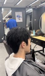 -藤野造型烫发染发