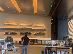 -星巴克臻选(上海合生汇1F店)