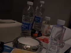 -涨巢·潮玩水疗局