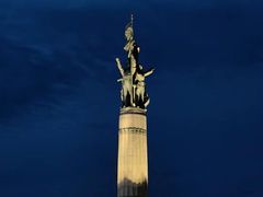 -人民防洪胜利纪念塔