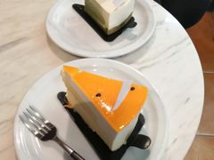 -彳亍咖啡·这里(水湾路店)