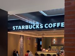 -星巴克臻选(上海中环广场2F店)