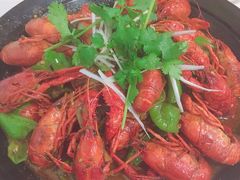 -虾弄弄海派小龙虾·牛羊蝎子火锅