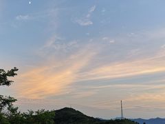 -鬼笑石后山停车场