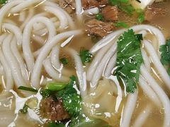 二十年经典牛肉粉-鑫花溪牛肉米粉(凤凰街创始总店)