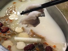 -7号院街鲜鱼府·涮烤一体(酒城华府总店)