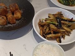 -峨嵋小镇·川菜(勒泰中心店)