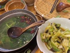 -吃饭皇帝大土家民族菜(正大广场店)