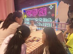 -欧酷世界动力星球(王府井奥莱UP TOWN店)