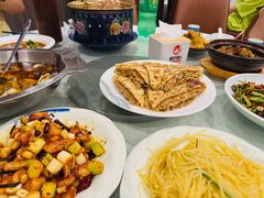 -鑫巴蜀小镇 · 水煮鱼专研店(玉桥店)