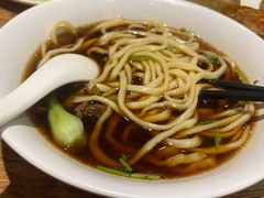 -清真吴记门钉肉饼·喜多利