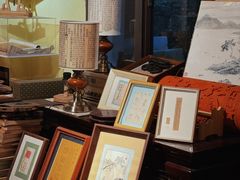 -邊城書店