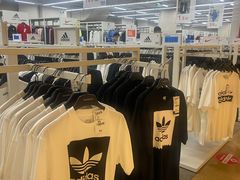 -BIGOFFS 超级折扣(仁恒伊势丹店)