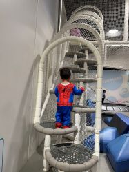 -MINI MARS KIDS CLUB亲子家庭中心(长宁天山店)