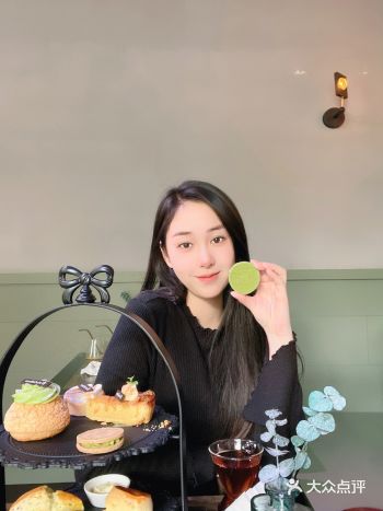 武汉探店丨秘境东湖·PETR ICHOR派吹克小酒馆