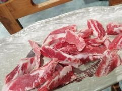 -哈哈碳都·牛肋条无限自助烤肉(台江万达店)