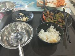 芹菜炒肉套餐-中国石油大学第2食堂