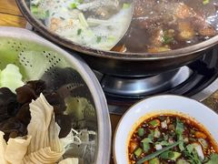 -唠叨坊私房菜(五一街店)