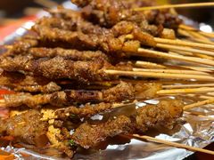 -何师烧烤Pro ·江湖川菜·小龙虾·精酿(太古里旗舰店)