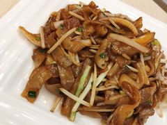 干炒牛河-玉兰苑一等茶餐厅