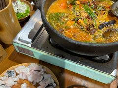 -黔有有贵州酸汤夺夺粉火锅(五味十字店)