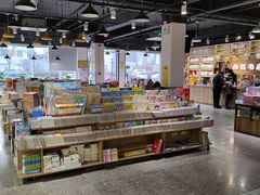 -雨丝书店(综合商业楼店)