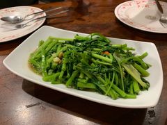 -Dang restaurant (patong phuket)