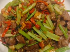 -鑫巴蜀小镇 · 水煮鱼专研店(玉桥店)