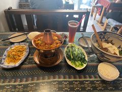 -蜗牛小馆醉乡民谣云南菜(惠新西里店)