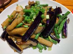 豇豆烧茄子-柴窝堡22号辣子鸡·传承新疆菜