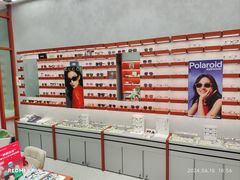 -吴良材眼镜(南翔印象城MEGA店)